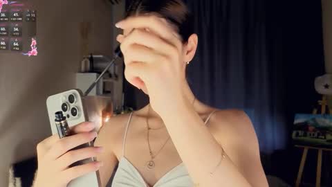 Mary online show from October 4, 7:47 am