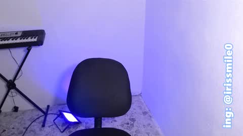 Iris Smile  independent model online show from March 5, 1:10 am