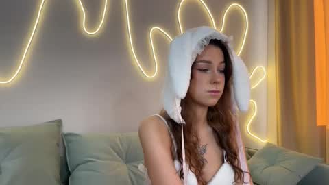 Eva online show from October 1, 2:38 am