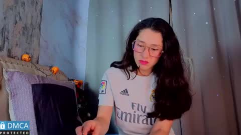 eva delight online show from November 6, 11:49 am