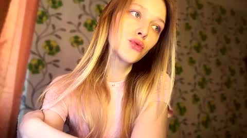 Evvie online show from March 23, 9:37 am