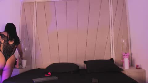 eva_kingsford online show from March 21, 11:48 am