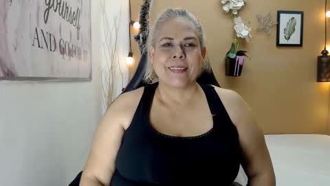 eva_love49 online show from December 5, 1:01 pm