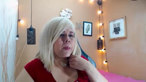 eva_love49 online show from November 11, 12:24 pm