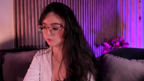 Angelinne online show from March 11, 5:11 am