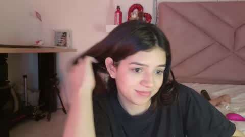 Eva Sin online show from March 18, 5:45 am