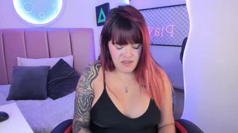 Evaa  online show from November 29, 2:54 pm