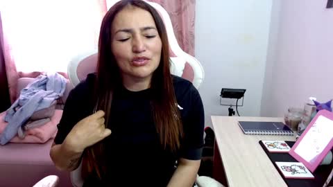 Eva online show from February 3, 6:28 pm