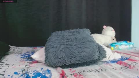 Evah Lee online show from October 7, 3:33 am