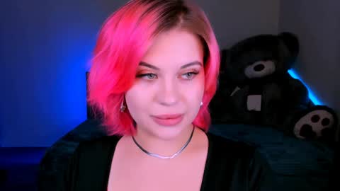 Eva online show from February 6, 5:30 pm