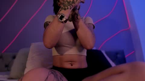 Eva online show from December 21, 2:26 pm