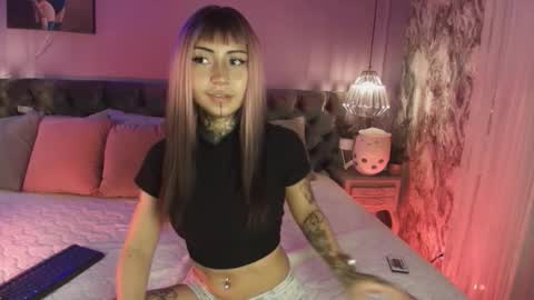 Eva online show from November 18, 8:10 pm