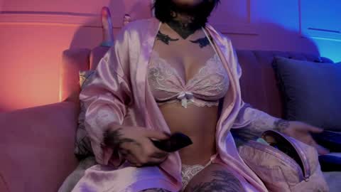 Eva online show from February 1, 12:05 pm