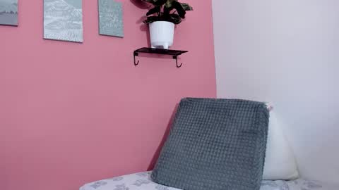 evapalmer_1 online show from October 3, 2:00 pm