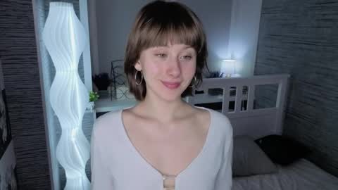 Eva online show from June 2, 7:37 pm