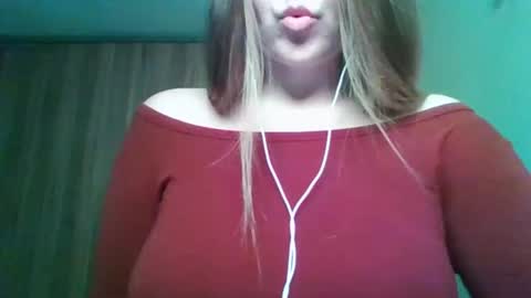 evasapples2026 online show from April 6, 7:48 pm