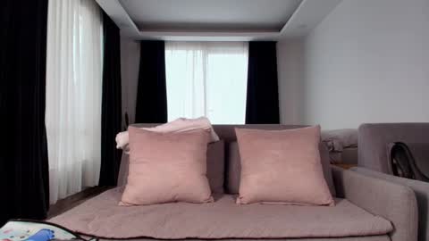  EVA LUNA online show from October 25, 7:21 pm