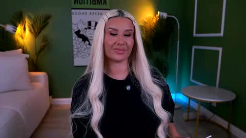 Eva online show from April 15, 10:21 pm