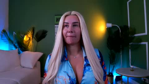 Eva online show from May 17, 9:52 am
