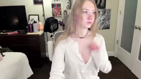 Goddess Eve online show from February 7, 11:13 pm