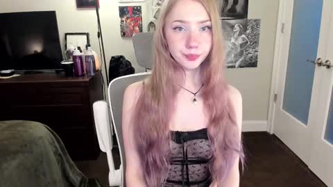 Goddess Eve online show from February 24, 11:09 pm