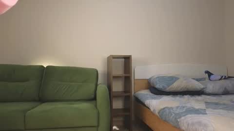 Eveleen online show from October 10, 12:54 pm