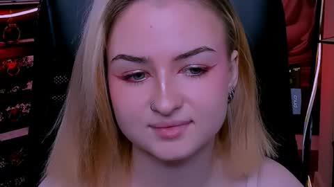 Evelina online show from June 2, 9:10 am
