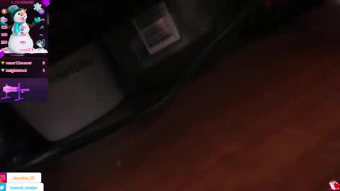 LAURA SOFIA  INDEPENDENT MODEL FOLLOW ME NOW ALMOST 10000 FOLLOWERS online show from November 21, 4:53 pm