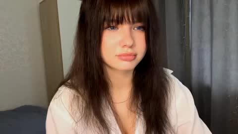 Evelyn Velvet online show from June 3, 10:05 am