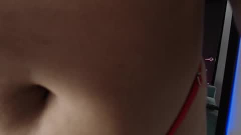 Evelyn martinez  online show from December 2, 10:45 pm