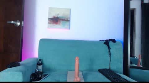 Evelyn martinez  online show from March 8, 2:04 am