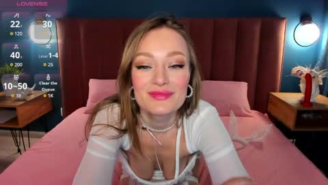 Evelyn online show from April 2, 1:36 am