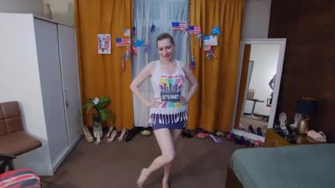 evelynreagan online show from July 2, 5:57 am