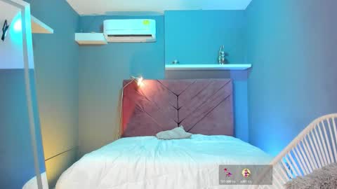 Sophia online show from October 6, 7:40 pm