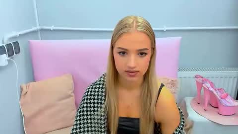 Eve online show from September 17, 3:43 pm