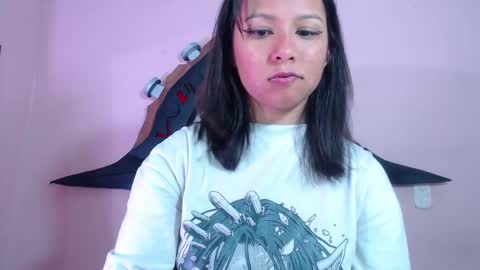 Im Evy online show from November 4, 2:22 pm