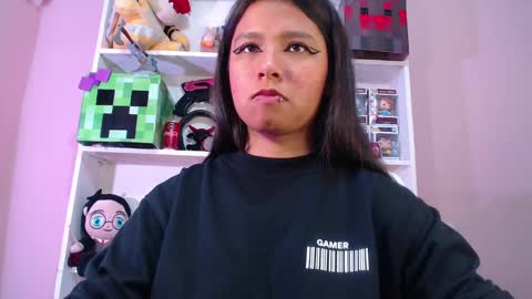 Im Evy online show from September 11, 6:19 pm