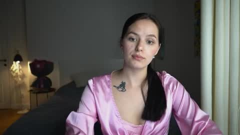 ewelynscott online show from November 9, 2:35 pm