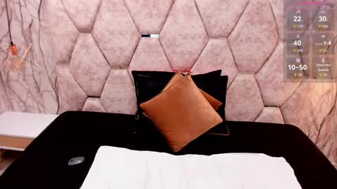 Alison online show from November 9, 7:10 pm