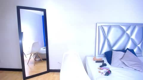 exotic_karmella online show from December 20, 12:36 am