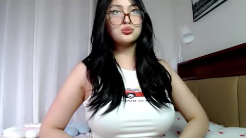 Candy  online show from February 19, 8:14 am