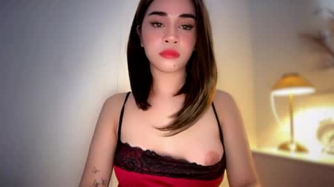 chloee online show from April 15, 12:22 am