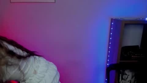 Maya online show from February 9, 7:54 am