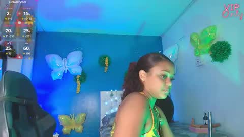 eylend_lisboa_ online show from April 20, 2:42 pm