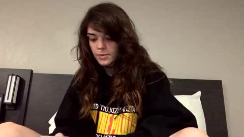 Faerie 3 online show from December 3, 2:36 am