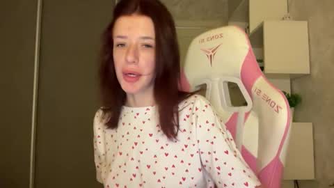 Bloom  online show from February 1, 6:28 pm