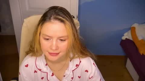 Ilona online show from September 19, 7:07 am