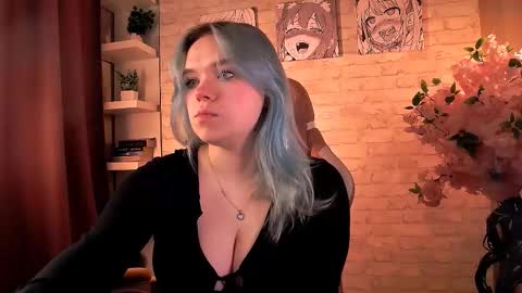 Bella online show from December 19, 2:09 pm