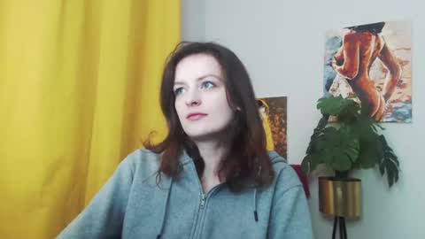 Nadine online show from December 3, 6:13 am