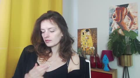 Nadine online show from September 16, 5:04 am